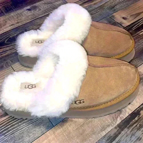 UGG Shoes - UGG Diquette platform Chestnut Brown Slip On shoes size 7